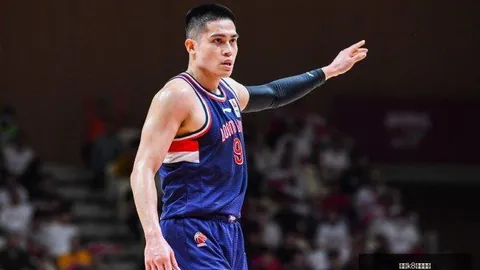 体育品牌电竞联名，周边热销粉丝疯抢